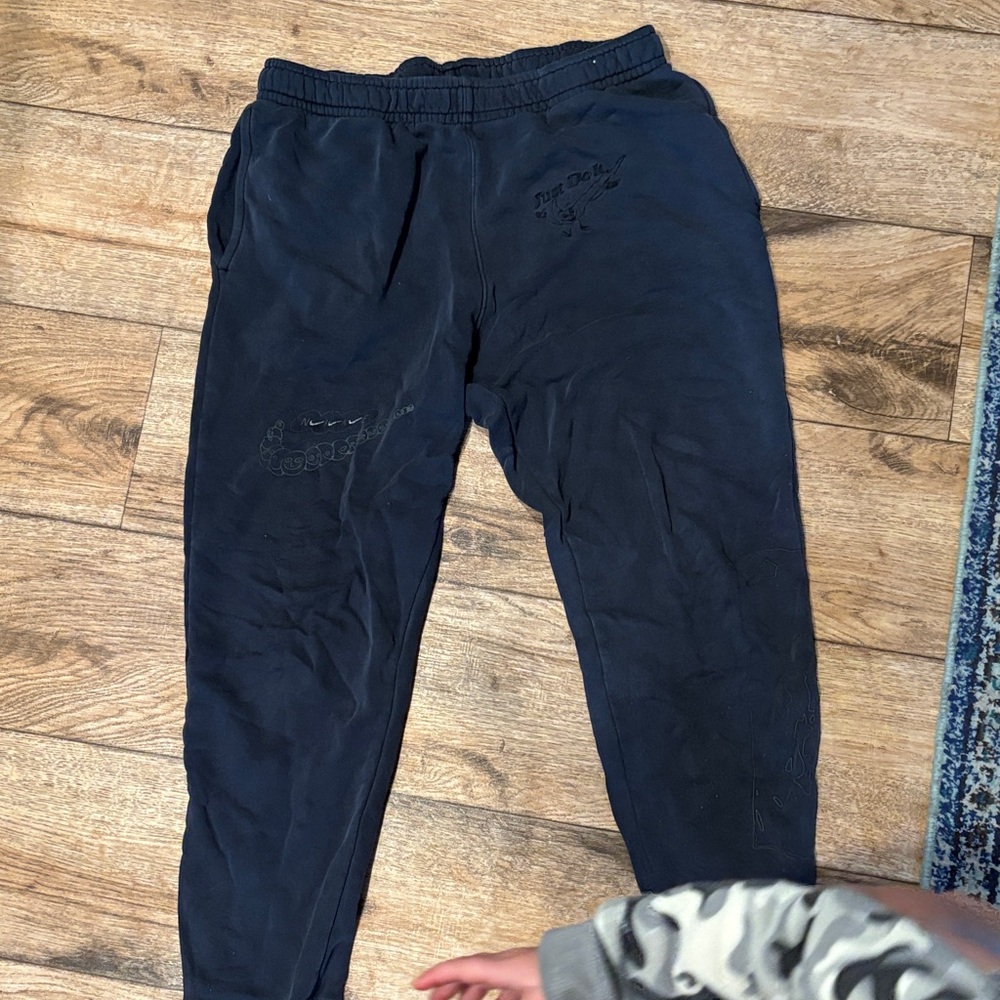 Nike Black sweatpants with Graphic Design